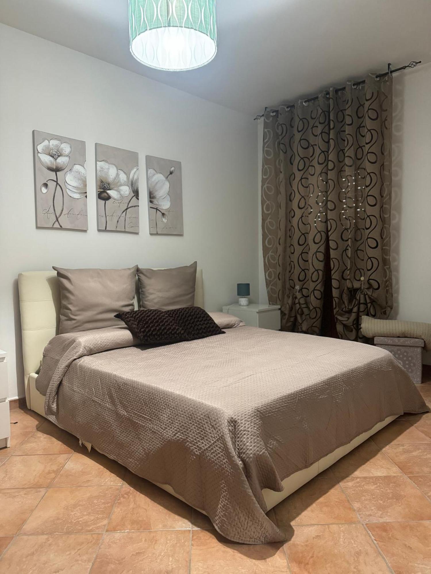 Apartamento A Due Passi Dal Centro Rávena Habitación foto